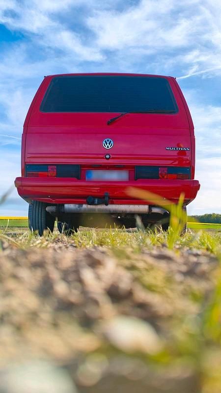 Gebraucht VW Multivan 115 PS (84 kW) 1992 Rot Van / Kleinbus