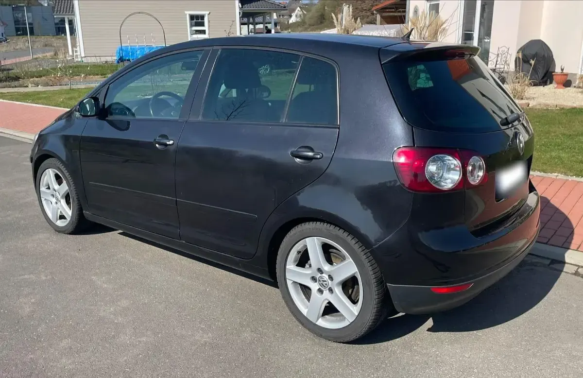 Gebraucht VW Golf Plus Cross 116 PS (85 kW) 2007 Schwarz Van / Kleinbus