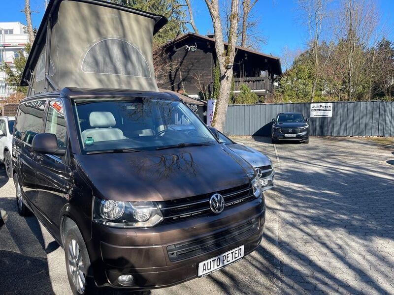 Toffeebraun metallic Gebraucht 2011 VW T5 California Van | 25.999 € - Bild 1/4