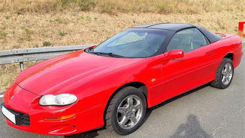 Gebraucht Chevrolet Camaro 288 PS (211 kW) 2001 Rot Coupé