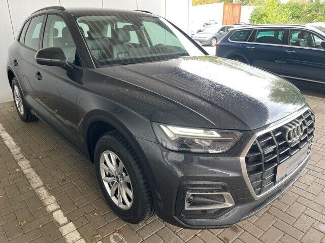 Gebraucht Audi Q5 Advanced 204 PS (150 kW) 2021 Manhattangrau (metallic) SUV