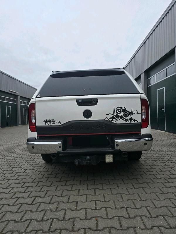 Gebraucht Mercedes X250 190 PS (139 kW) 2018 Andere farben Pickup