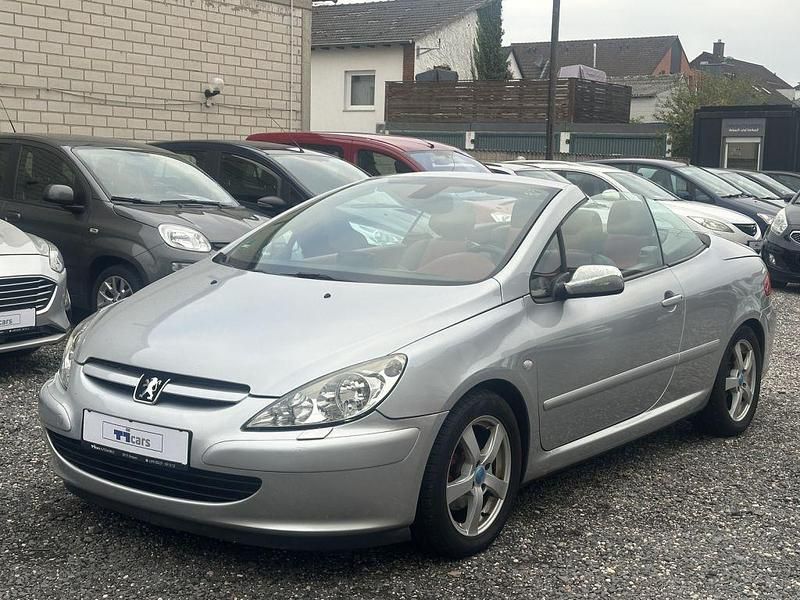 Gris aluminium (metallic) Gebraucht 2003 Peugeot 307 CC Cabrio | 4.950 € (Teuer) - Bild 1/4