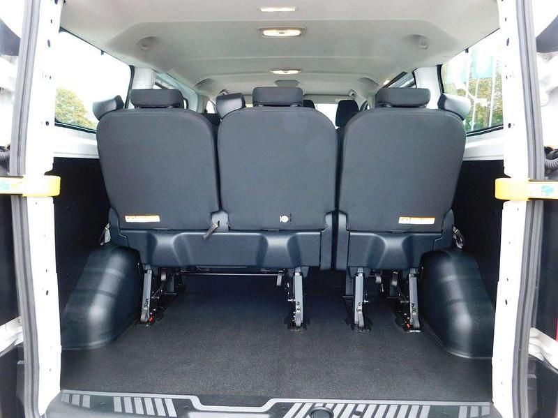 Gebraucht Ford Transit Custom 105 PS (77 kW) 2021 Frostweiß (2schicht) Kombi