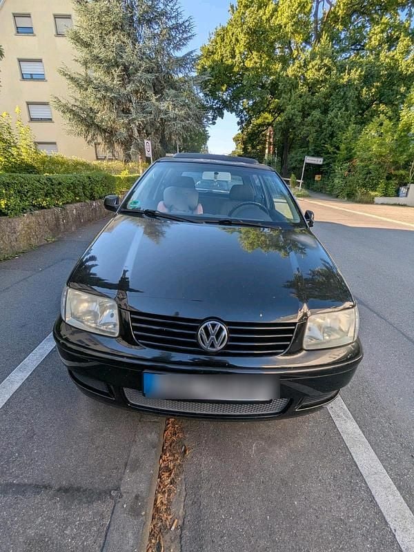 Schwarz Gebraucht 2000 VW Polo Kleinwagen | 400 € (Superpreis) - Bild 1/4