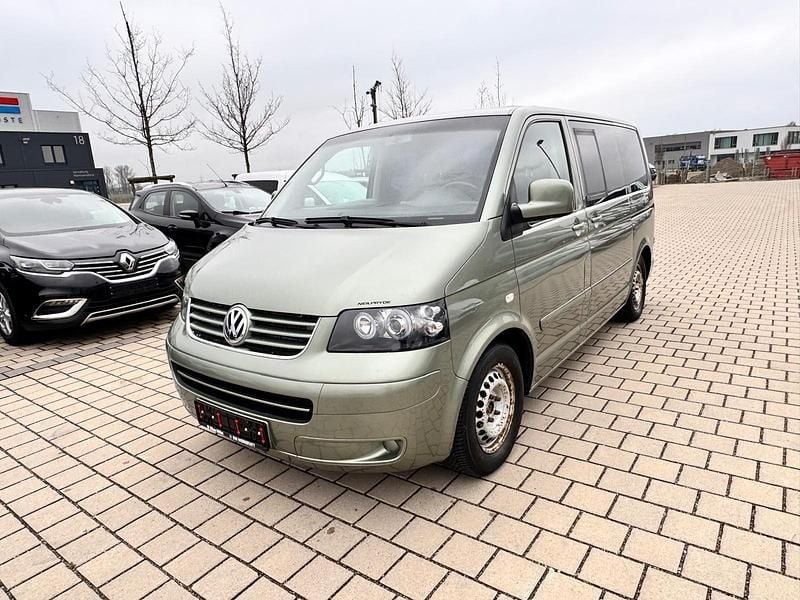 Usata VW T5 131 CV (96 kW) 2004 Verde Furgone