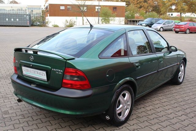 Kaufe Opel Vectra 1 8 Benzin 116 PS (1996) in Schleswig