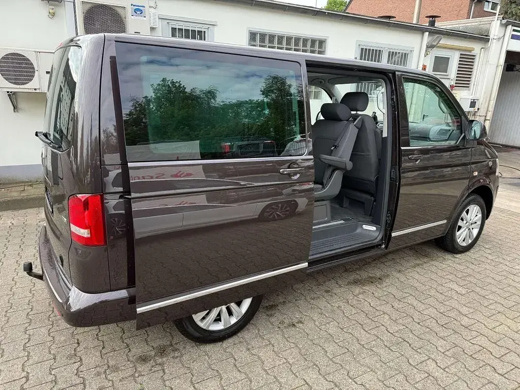 Używany VW T5 179 KM (131 kW) 2011 Brązowy Van