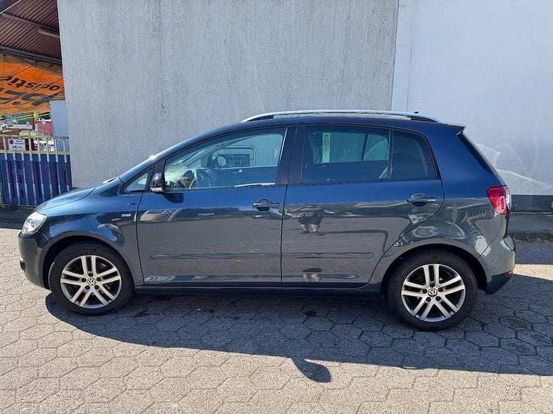 Używany VW Golf Plus Cross Match 105 KM (77 kW) 2012 Minivan