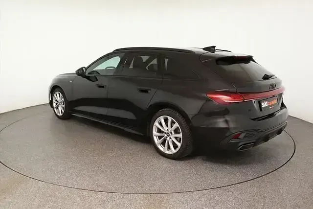 Gebraucht Audi A5 S-Line 204 PS (150 kW) 2025 Schwarz Kombi