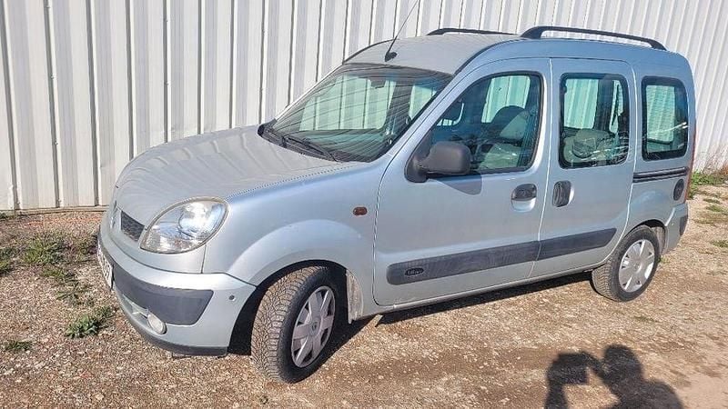 Second-hand Renault Kangoo Expression 95 CP (69 kW) 2003 Argintiu Monovolum