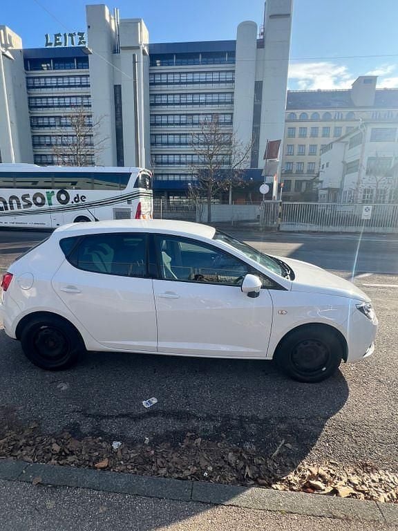 Gebraucht Seat Ibiza Style 110 PS (80 kW) 2015 Weiß Limousine