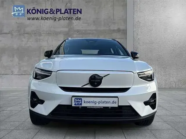 Gebraucht Volvo EX40 Ultra 185 kW (252 PS) 2025 Weiß SUV