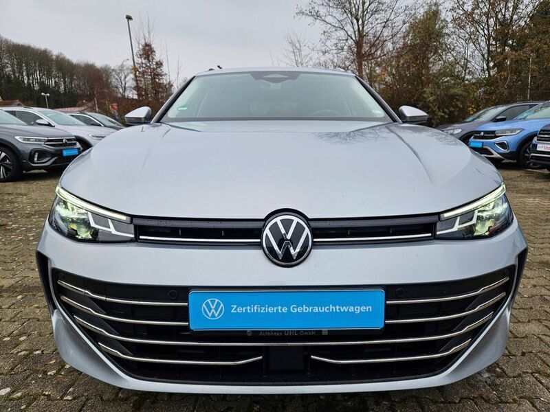 Andere farbe Gebraucht 2024 VW Passat Business Kombi | 34.289 € (Etwas zu teuer) - Bild 1/4