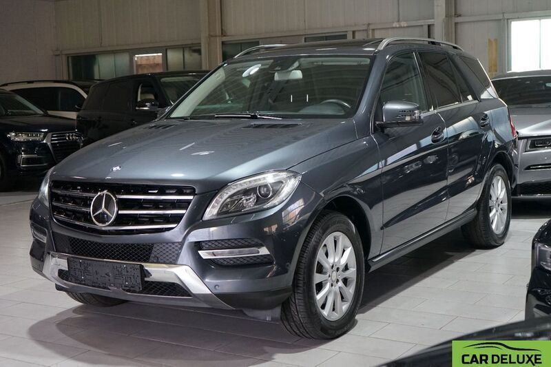 Tenoritgrau metalliclack Gebraucht 2014 Mercedes ML250 SUV | 19.888 € (Fairer Preis) - Bild 1/4