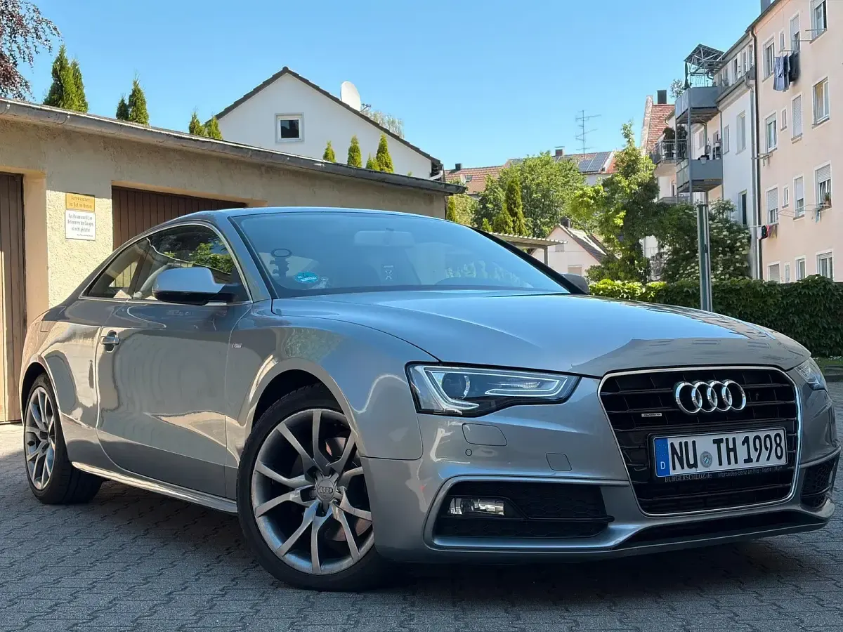 Gebraucht Audi A5 S-Line 210 PS (154 kW) 2010 Silber Coupé
