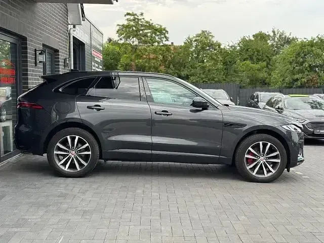 Gebraucht Jaguar F-Pace R-Dynamic 400 PS (294 kW) 2021 Carpathian/storm grey SUV