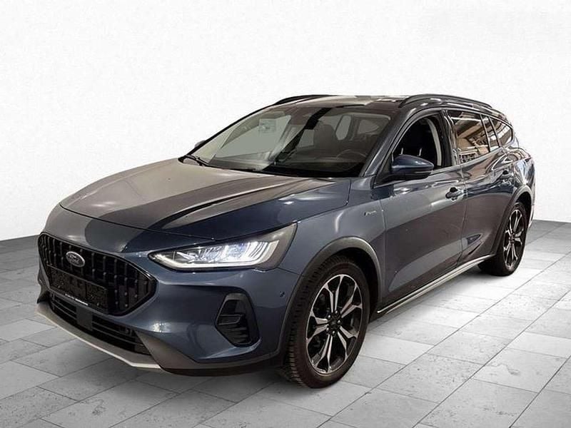 Gebraucht Ford Focus Active X 120 PS (88 kW) 2022 Blau Kombi