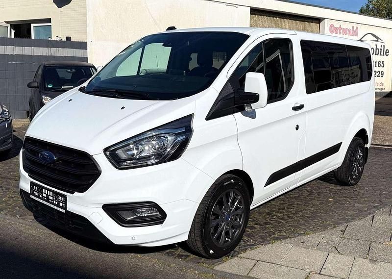 Gebraucht Ford Transit Custom Trend 131 PS (96 kW) 2023 Frozen white Kombi