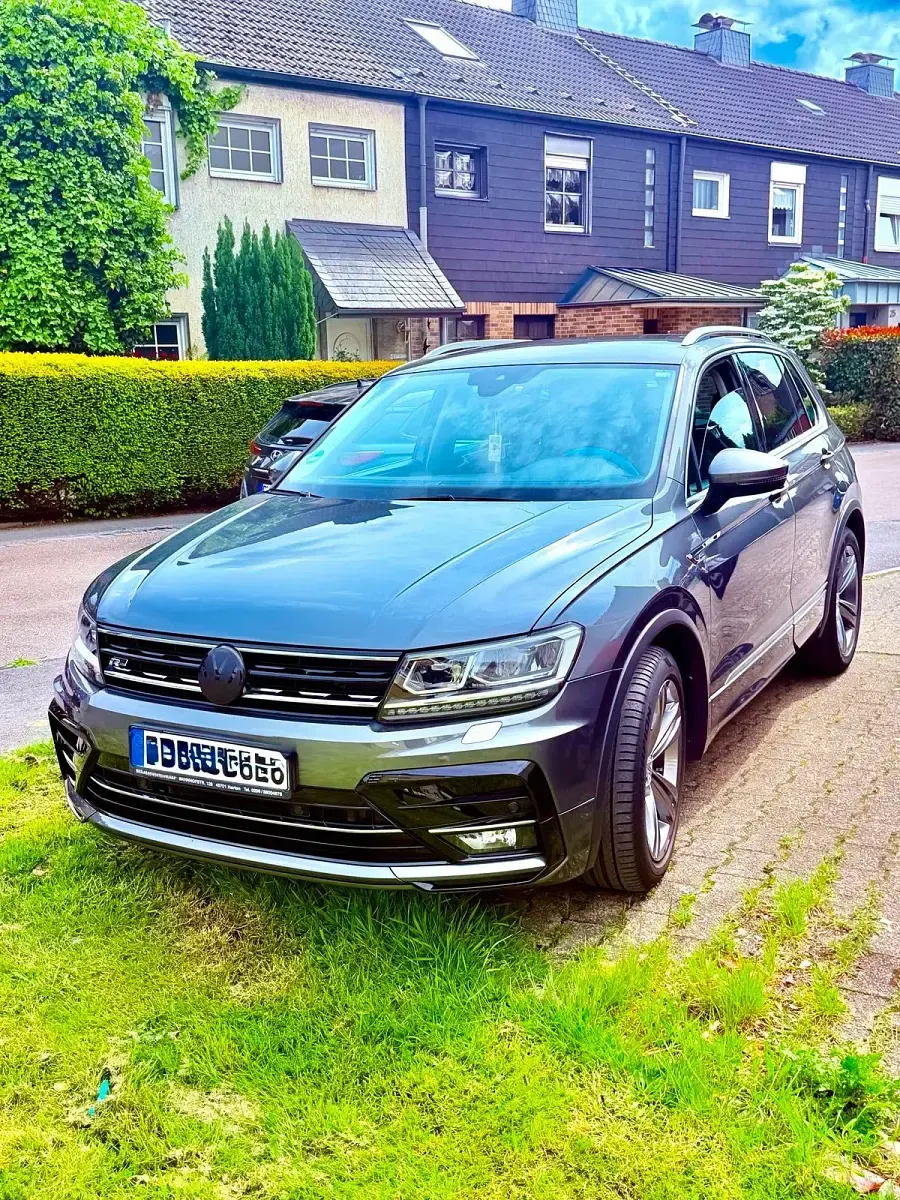 Gebraucht VW Tiguan R-line 150 PS (110 kW) 2018 Grau SUV