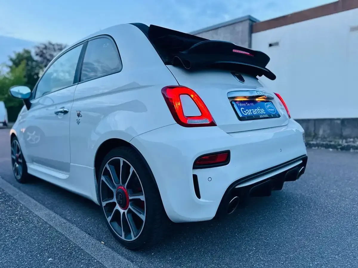Gebraucht Fiat 500 Abarth 165 PS (121 kW) 2016 Weiß Cabrio