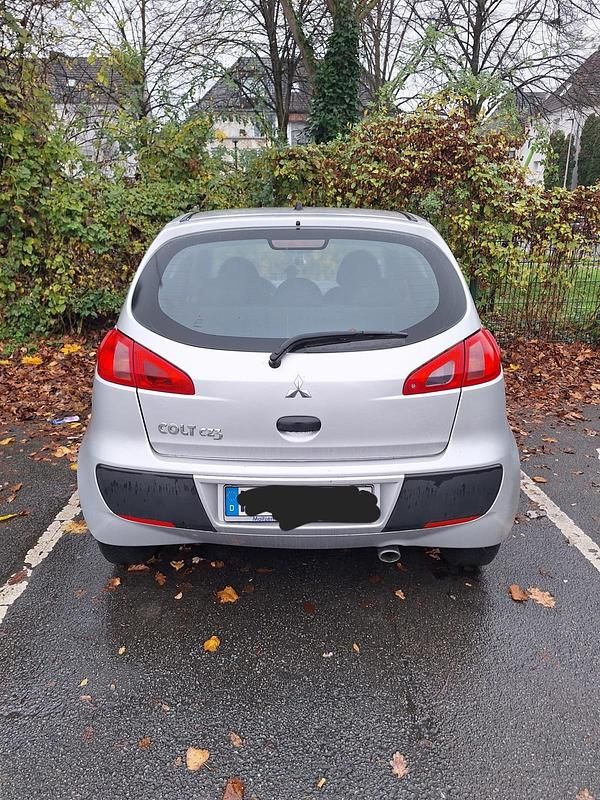 Grau Gebraucht 2006 Mitsubishi Colt Kleinwagen | 1.000 € (Guter Preis) - Bild 1/4