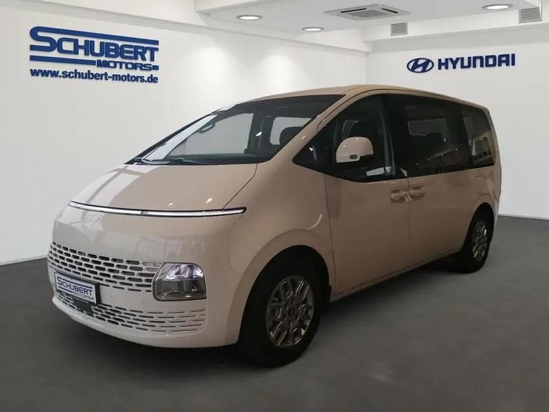 Creamy white / sol Neu 2025 Hyundai Staria Trend Van | 46.890 € (Superpreis) - Bild 1/1