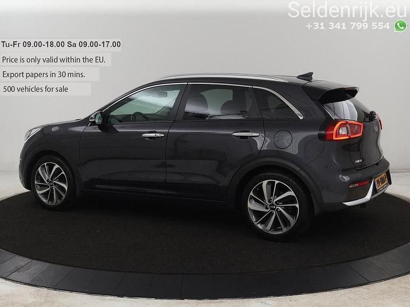 Gebraucht Kia Niro 141 PS (103 kW) 2017 Grau SUV