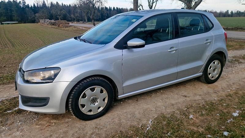 Gebraucht VW Polo 90 PS (66 kW) 2010 Silber Kleinwagen