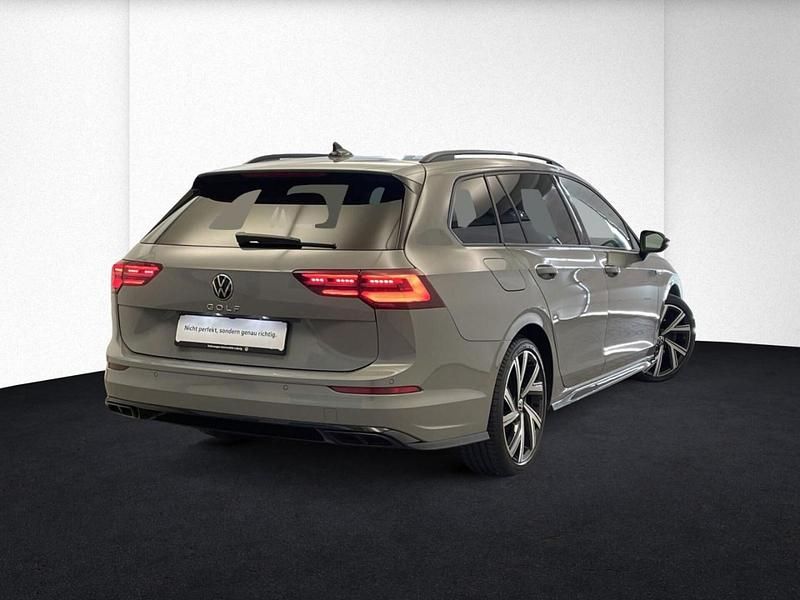 Gebraucht VW Golf VIII R-line 150 PS (110 kW) 2022 Grau Kombi