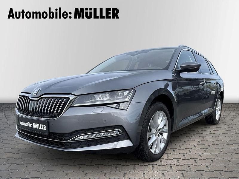Gebraucht Skoda Superb Style 200 PS (147 kW) 2023 Graphitegrau metallic Kombi
