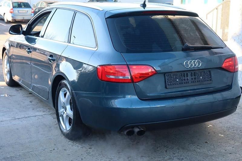 Gebraucht Audi A4 Ambition 160 PS (117 kW) 2008 Grau Kombi