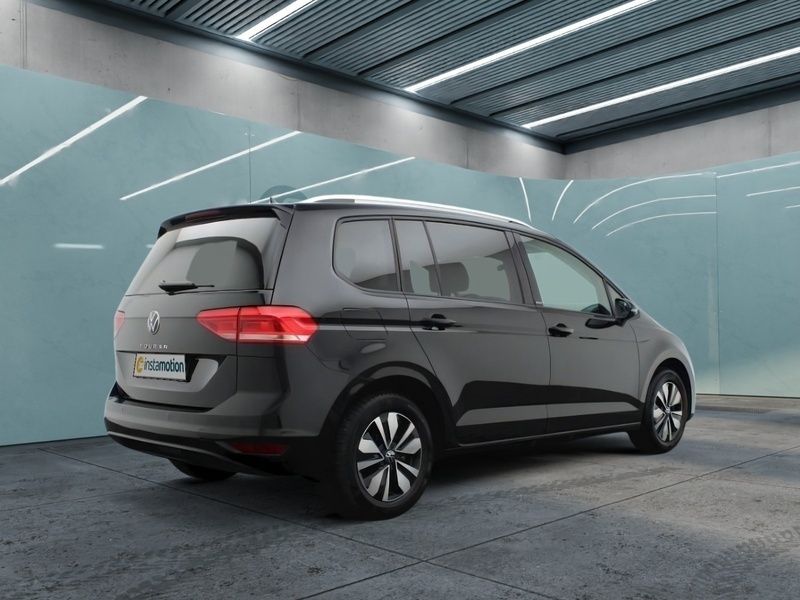 Gebraucht VW Touran S 150 PS (110 kW) 2024 Schwarz Van / Kleinbus