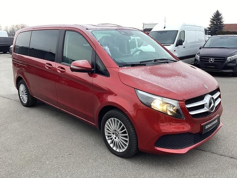 Gebraucht Mercedes V250 Edition 190 PS (139 kW) 2021 Hyazinthrot metallic Van / Kleinbus
