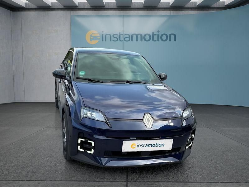 Second-hand Renault 5 E-Tech 110 kW (150 CP) 2024 Albastru Hatchback