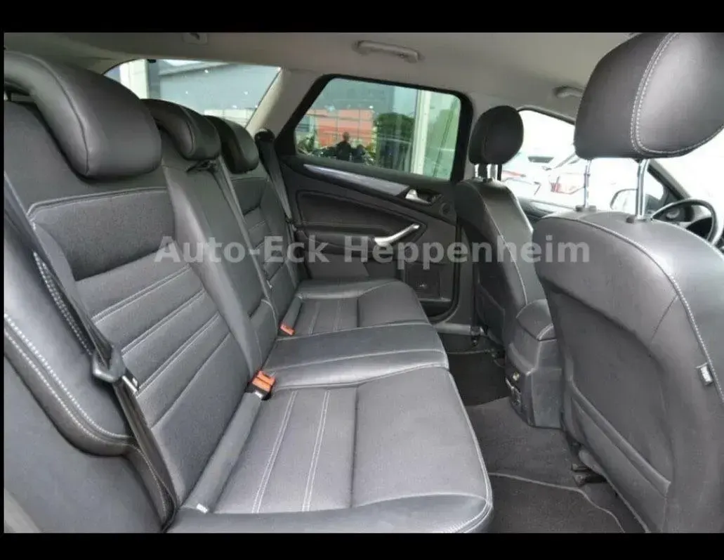 Gebraucht Ford Mondeo S 160 PS (117 kW) 2011 Schwarz Limousine