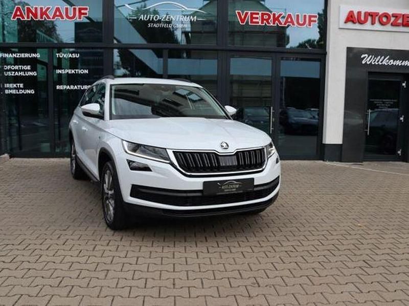 Weiß Gebraucht 2021 Skoda Kodiaq Clever SUV | 29.750 € (Fairer Preis) - Bild 1/4