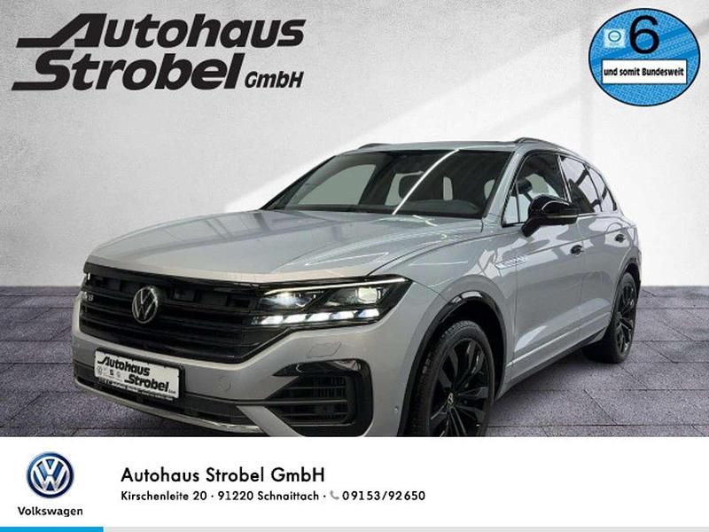 Antimonsilber metallic Gebraucht 2021 VW Touareg R-line SUV | 74.990 € - Bild 1/3
