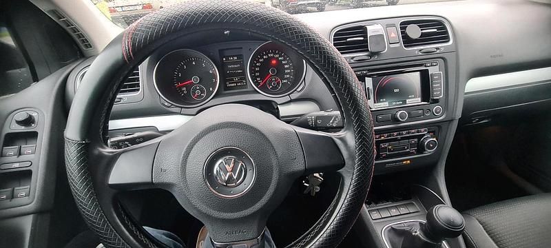 Schwarz Gebraucht 2010 VW Golf VI Kleinwagen | 4.700 € (Fairer Preis) - Bild 1/4