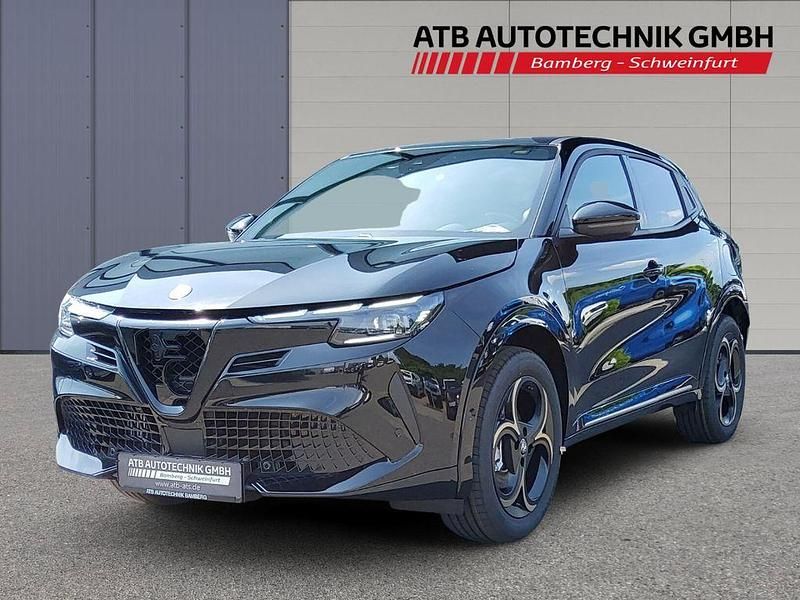 Schwarz Neu 2025 Alfa Romeo Junior SUV | 39.000 € (Fairer Preis) - Bild 1/4