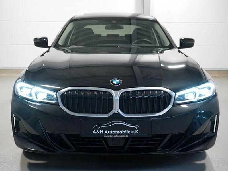 Gebraucht BMW 320 Shadowline 190 PS (139 kW) 2024 Schwarz Limousine