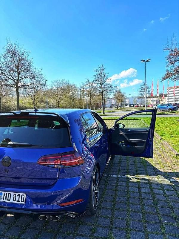 Gebraucht VW Golf VII R 300 PS (220 kW) 2019 Blau Limousine