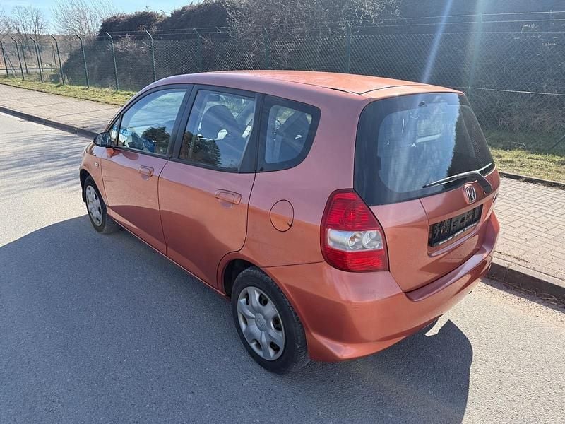 Gebraucht Honda Jazz 77 PS (56 kW) 2007 Orange Kleinwagen