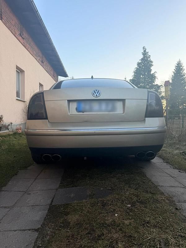 Gebraucht VW Passat 170 PS (125 kW) 2002 Gold Limousine