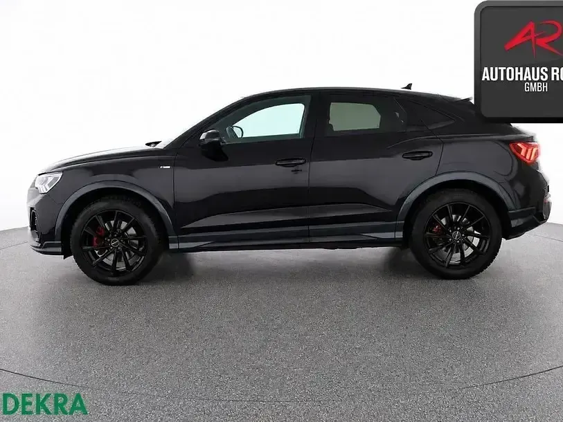 Gebraucht Audi Q3 Sportback S-Line 245 PS (180 kW) 2023 Mythosschwarz SUV