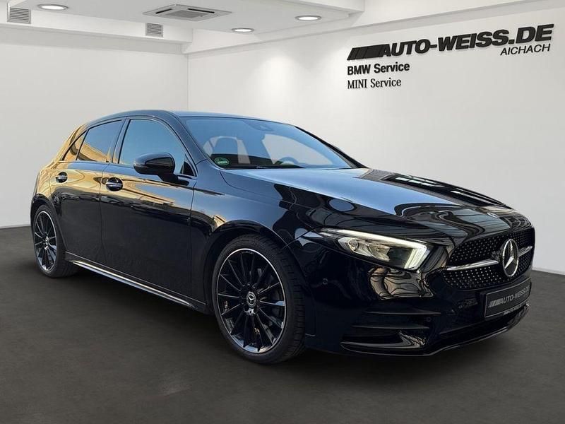 Gebraucht Mercedes A200 AMG 163 PS (119 kW) 2021 Schwarz Limousine