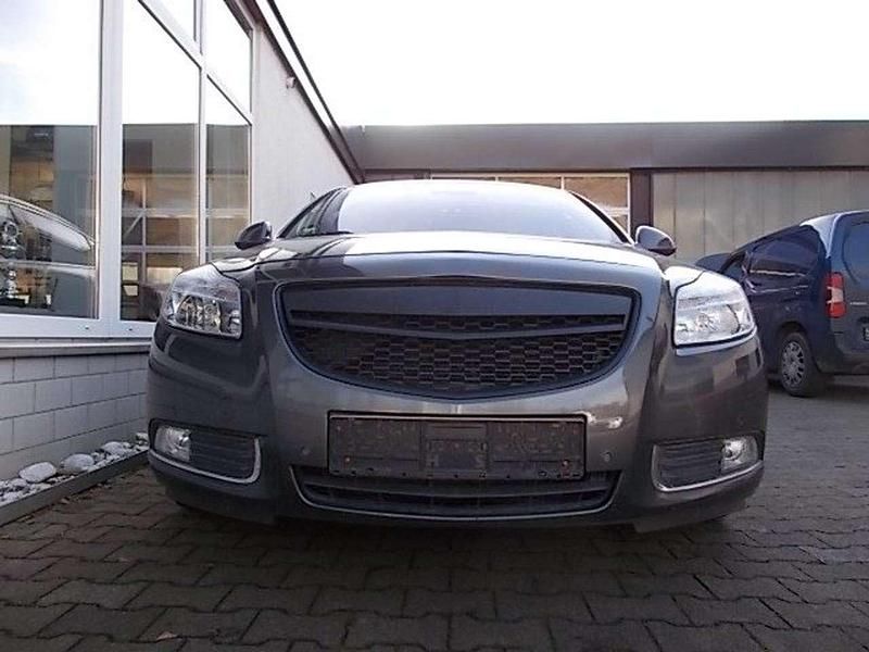 Gebraucht Opel Insignia Cosmo 160 PS (117 kW) 2010 Karbongrau Limousine