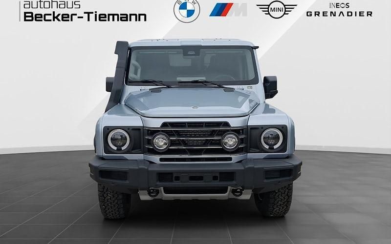 Neu Ineos Grenadier 249 PS (183 kW) 2026 Silber Kombi