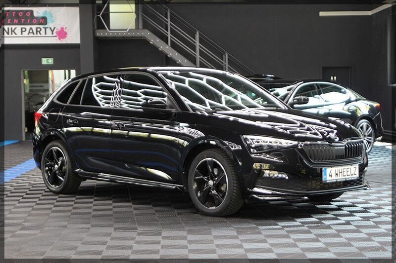Schwarz Gebraucht 2022 Skoda Scala Monte Carlo Kleinwagen | 21.999 € (Guter Preis) - Bild 1/4