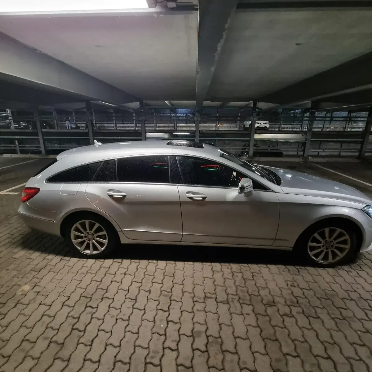 Gebraucht Mercedes CLS250 Shooting Brake 204 PS (150 kW) 2016 Silber Kombi